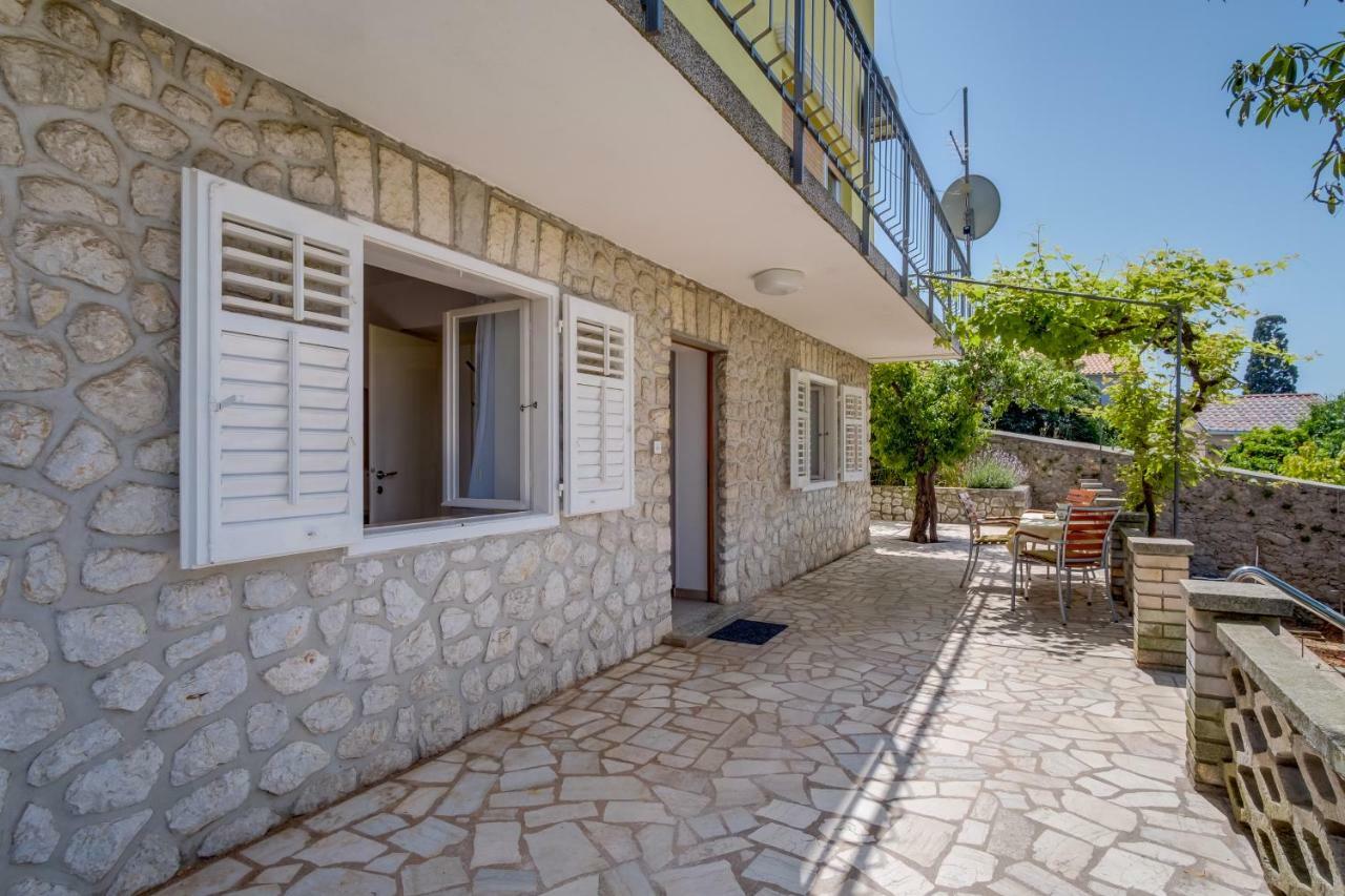 Sheshe Leilighet Mali Lošinj Eksteriør bilde